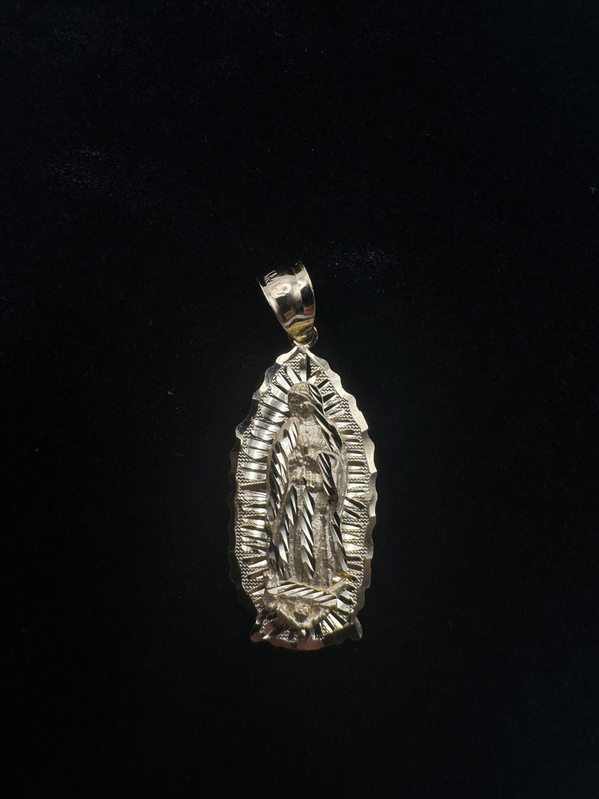 31MM VIRGIN MARRY PENDANT 14K